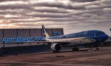 YA NI SIQUIERA LO MAQUILLAN: EL PRO TAMBIÉN QUIERE PRIVATIZAR AEROLÍNEAS ARGENTINAS