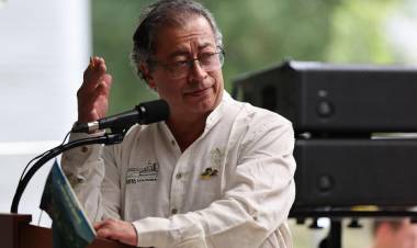 COLOMBIA: PETRO ALERTÓ QUE PREPARAN UN GOLPE DE ESTADO