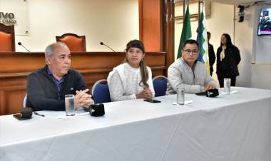 LA LEGISLATURA BRINDÓ UN RECONOCIMIENTO A ALIGIO JUÁREZ Y EFREN FARÍAS (POST MORTEM) POR LA LABOR POLÍTICA EN EL PARTIDO SOCIALISTA