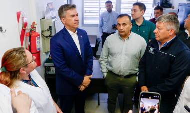HOSPITAL PERRANDO: EL GOBERNADOR ZDERO INAUGURÓ UN FLAMANTE SISTEMA DE SEGURIDAD DOTADO DE 64 CÁMARAS NUEVAS