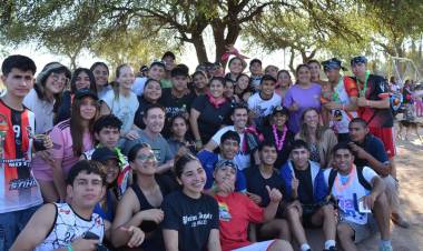 MISIÓN NUEVA POMPEYA: JÓVENES DE EL IMPENETRABLE FESTEJARON LA ESTUDIANTINA 2024