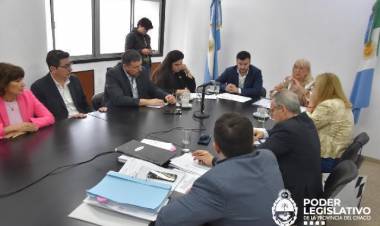 DIPUTADOS SE REUNIERON CON AUTORIDADES DEL TRIBUNAL DE CUENTAS Y TRIBUNAL ELECTORAL POR EL PRESUPUESTO 2025