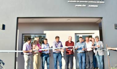 EL GOBERNADOR ZDERO INAUGURÓ EL EDIFICIO DE ALBERGUE DE LOS CONSORCIOS CAMINEROS EN RESISTENCIA Y FIRMÓ CONVENIOS DE FORTALECIMIENTO AL SECTOR