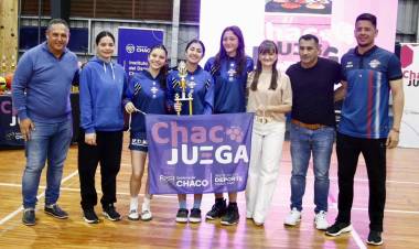 POLIDEPORTIVO JAIME ZAPATA: LA VICEGOBERNADORA SCHNEIDER ACOMPAÑÓ EL CIERRE DE “CHACO JUEGA”