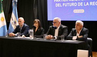LA VICEGOBERNADORA SCHNEIDER DIO APERTURA A LA JORNADA DE “PARTICIPACIÓN EN LA VISIÓN DEL FUTURO DE LA REGIÓN”