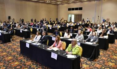 LEGISLADORES REPRESENTARON A CHACO CON UN AMPLIO TEMARIO DE INICIATIVAS EN LA 53º SESIÓN DEL PARLAMENTO DEL NORTE GRANDE