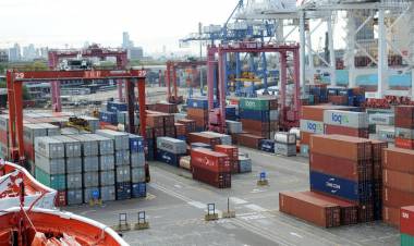 EL COMERCIO EXTERIOR ACELERA EL FLUJO DE DÓLARES