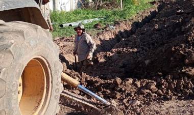 VILLA ÁNGELA: SAMEEP AVANZA CON MÚLTIPLES OBRAS 