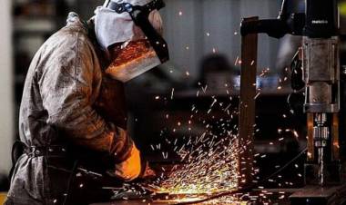 LAS PYMES SIGUEN CORRIENDO DE ATRÁS