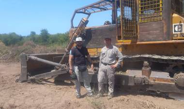 LAS BREÑAS: DETIENEN DESMONTE ILEGAL Y SECUESTRAN TOPADORA