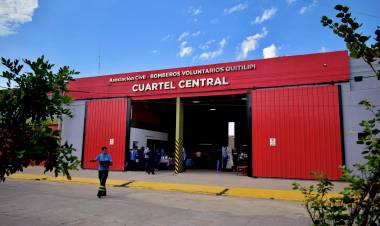 QUITILIPI: EL GOBERNADOR ZDERO INAUGURÓ LAS REFACCIONES Y AMPLIACIÓN DE LA ASOCIACIÓN DE BOMBEROS VOLUNTARIOS