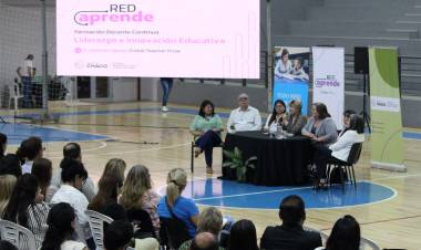 RED APRENDE: MÁS DE 400 DOCENTES DE ESCUELAS SECUNDARIAS CHAQUEÑAS SE FORMAN EN LIDERAZGO E INNOVACIÓN EDUCATIVA