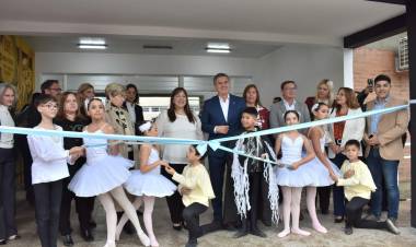 ZDERO INAUGURÓ EL EDIFICIO PROPIO DEL ISPEA EN RESISTENCIA 