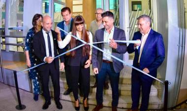 RESISTENCIA: SE  INAUGURÓ ANOCHE LA REMODELACIÓN TOTAL DE LA SUCURSAL 25 DE MAYO, DEL NUEVO BANCO DEL CHACO