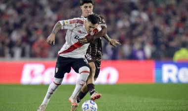 RIVER PERDIÓ ANTE PLATENSE Y QUEDÓ ELIMINADO DEL TORNEO APERTURA: EL MINUTO A MINUTO DEL PARTIDO