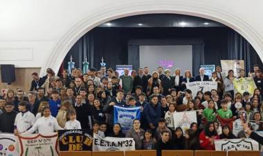 EDUCACIÓN ORGANIZÓ EL ENCUENTRO PROVINCIAL DE CLUBES DE CIENCIAS “CIENTÍFICOS POR UN DÍA”