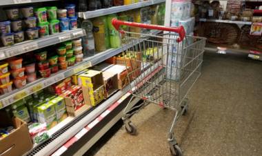 FINANCIAR LA COMIDA CON TARJETA: “ES EL TERMÓMETRO DEL DESASTRE ECONÓMICO”