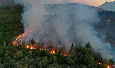 LOS INCENDIOS EN CHUBUT NO CESAN Y LA RUTA PROVINCIAL N°71 ESTÁ CORTADA