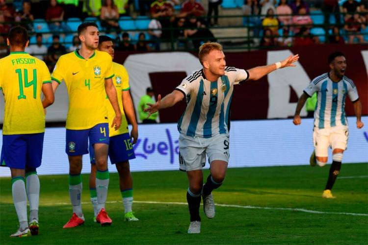 PREOLÍMPICO SUB 23: ARGENTINA DERROTÓ A BRASIL E IRÁ A PARÍS 2024