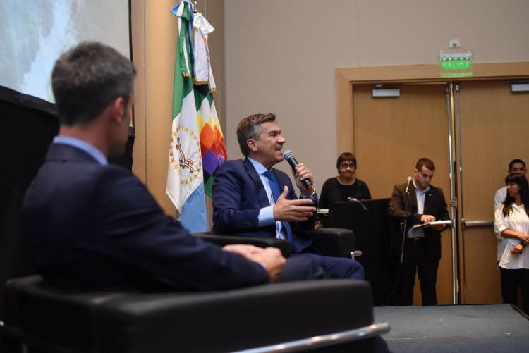 EL GOBIERNO DEL CHACO CONCRETARÁ PROYECTOS DE DESARROLLO QUE SERÁN FINANCIADOS POR EL CFI