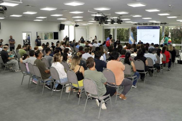 El GOBIERNO PRESENTÓ LA PRIMERA AUDIENCIA PÚBLICA PARA EVALUAR EL NUEVO CUADRO TARIFARIO DEL BOLETO DE TRANSPORTE PÚBLICO