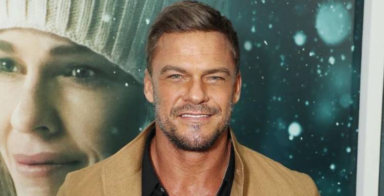 ESTRELLA DE ‘REACHER’ REVELA QUE LA FE LO SALVÓ DEL SUICIDIO