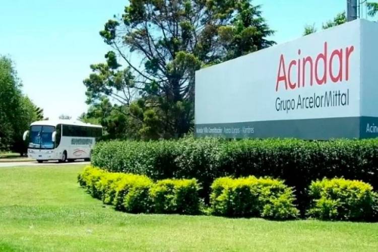 LOS CEOS NO HABLAN DE LA CRISIS, SUS EMPRESAS SÍ