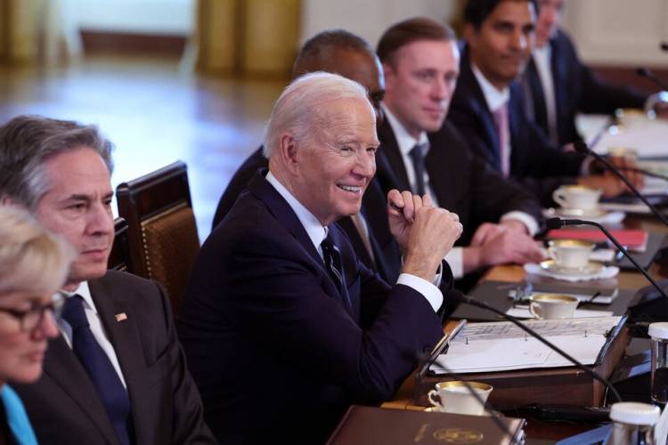 UN FISCAL ESPECIAL DEFENDIÓ SU DECISIÓN DE CUESTIONAR LA MEMORIA DE JOE BIDEN