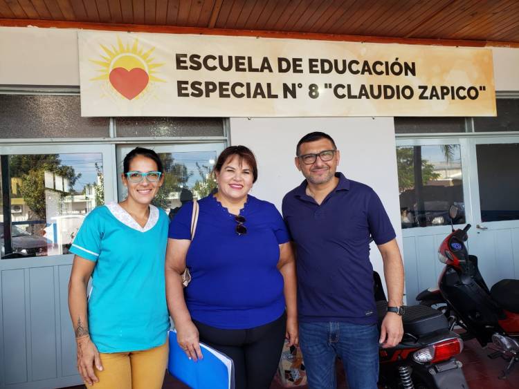 VILLA ÁNGELA: SEGUIRÁ TRASLADANDO ALUMNOS A LA ESCUELA DE EDUCACIÓN ESPECIAL CLAUDIO ZAPICO