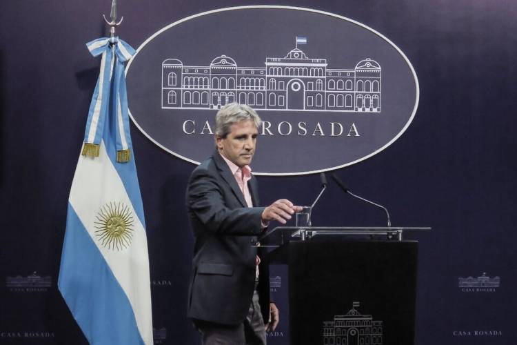 CAPUTO, JAQUEADO POR EL OFF Y EL PAN DEL OSITO