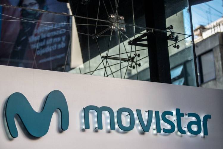 MOVISTAR AUMENTA UN 9,9%