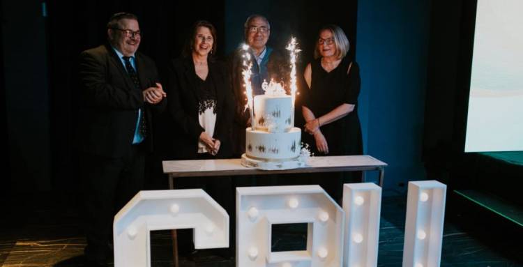 ARGENTINA: CRU CELEBRA 60 AÑOS HACIENDO PRESENTE A JESÚS EN LA UNIVERSIDAD