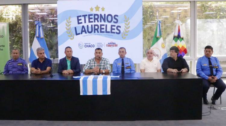 LLEGAN A RESISTENCIA LAS COPAS DE LA SELECCIÓN ARGENTINA DE FÚTBOL