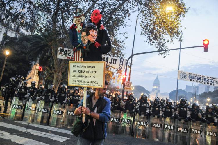 UNA CRIMINALIZACIÓN A TONO CON LO QUE EL GOBIERNO QUIERE: LAS CRÍTICAS DE LOS ORGANISMOS DE DERECHOS HUMANOS