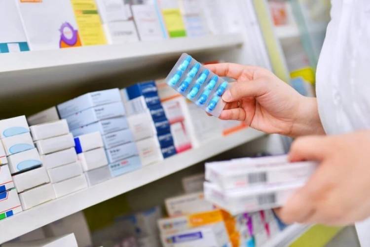 AJUSTE EN PAMI: JUBILADOS TENDRÁN MENOS MEDICAMENTOS CON COBERTURA DEL 100%