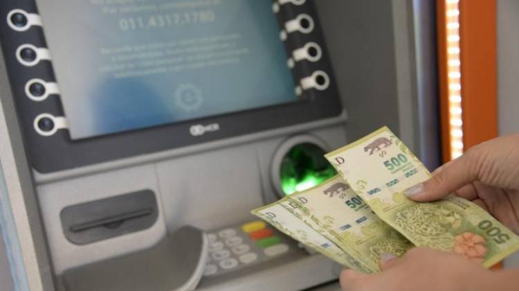 EL GOBERNADOR ZDERO ANUNCIÓ EL CRONOGRAMA DE PAGOS DEL MES DE JUNIO