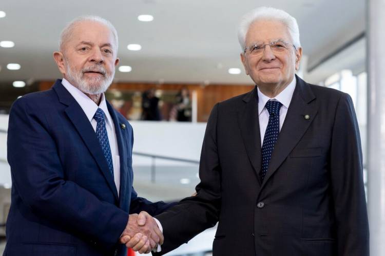 BRASIL E ITALIA ABOGAN POR ACUERDO "CUANTO ANTES" ENTRE MERCOSUR Y UE