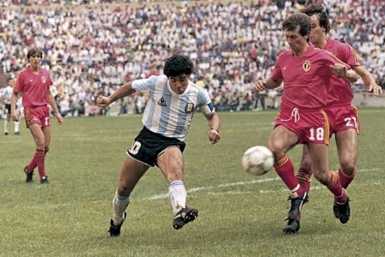 SER SIMPÁTICO, GARPA: LA FORTUNA QUE SE LLEVARÁ EL ARQUERO BELGA DEL '86 POR LA CAMISETA DE MARADONA