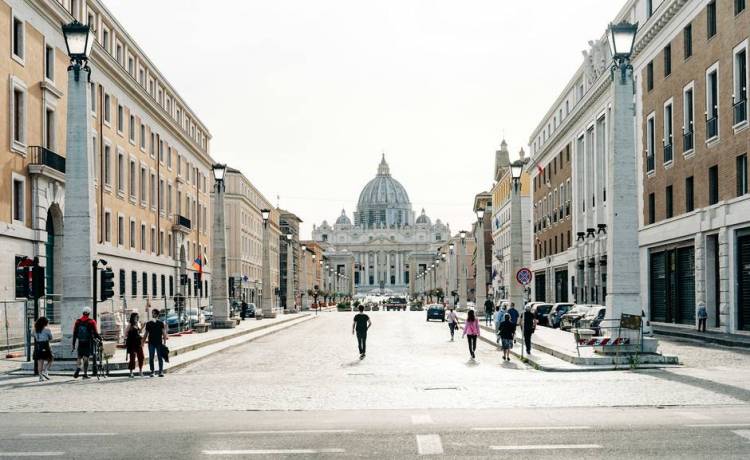 EL PAPA TIENE PRISA PARA QUE ASUMA EL ANTICRISTO