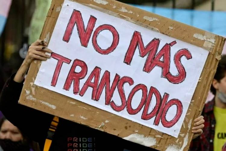 SOBREVIVIENDO A LOS MENSAJES DE ODIO