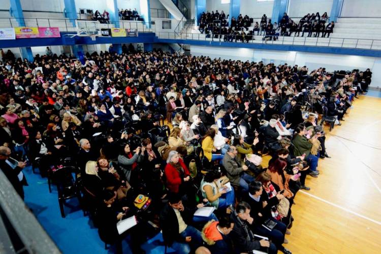 ”RED APRENDE”: MÁS DE 60 MIL DOCENTES CHAQUEÑOS ACCEDIERON A LAS PROPUESTAS DE CAPACITACIÓN DEL GOBIERNO