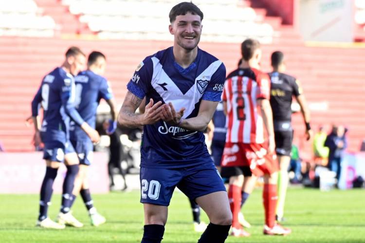 A VÉLEZ NO LO PARA NADIE: GOLEÓ 5-0 A BARRACAS