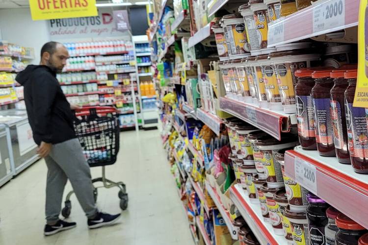 LOS ALIMENTOS, INDIFERENTES AL PEDIDO DE CAPUTO