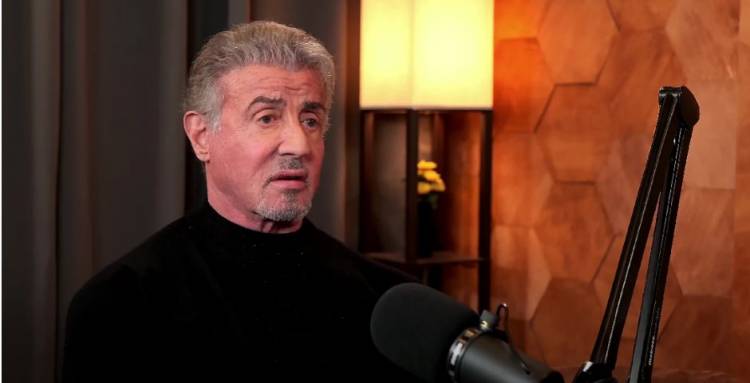 SYLVESTER STALLONE REVELA QUE SU MADRE INTENTÓ ABORTARLE