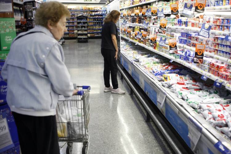 JUBILADOS POBRES, LA VARIABLE DE AJUSTE DEL PLAN MOTOSIERRA