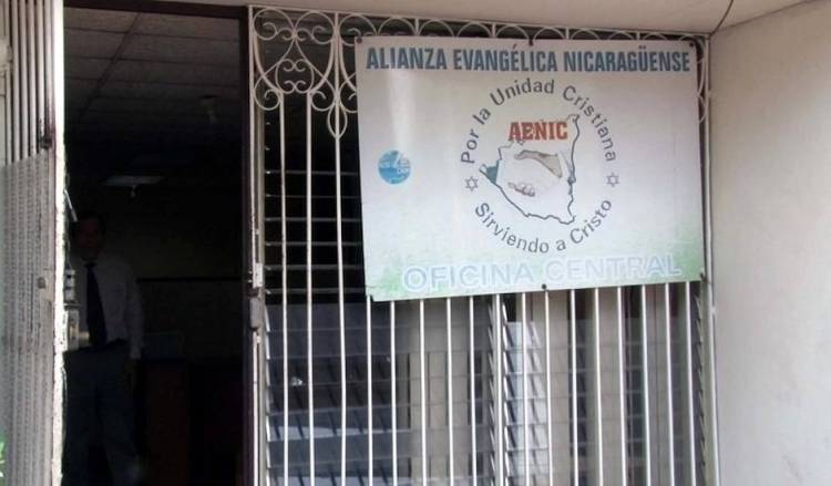 EVANGÉLICOS ESPAÑOLES PIDEN A NICARAGUA REVOCAR EL CIERRE DE ENTIDADES E IGLESIAS