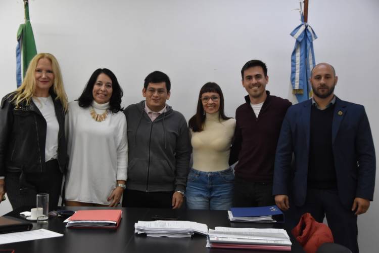 CINCO POSTULANTES RECIBIRÁN EL PREMIO JÓVENES DESTACADOS DEL AÑO