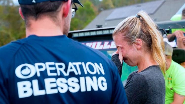 OPERACIÓN BENDICIÓN ESTÁ AYUDANDO A MITIGAR LA CRISIS POR FALTA DE AGUA TRAS EL PASO DE HURACANES