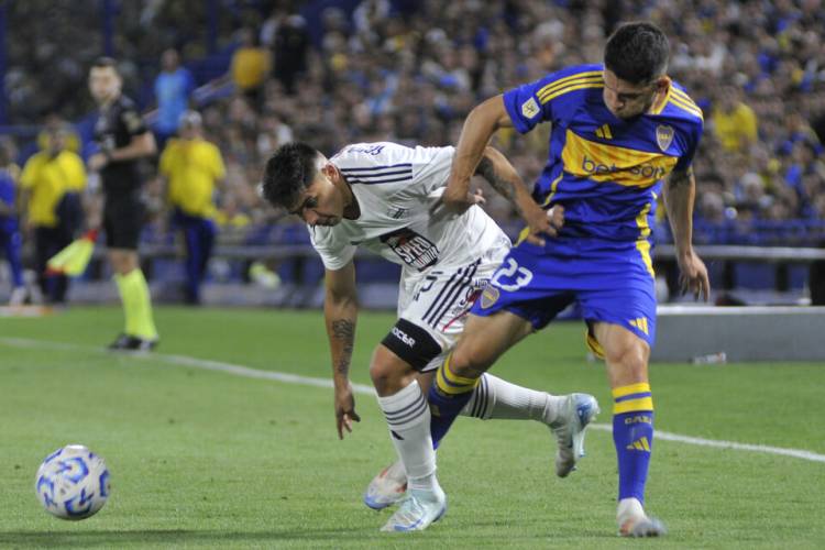 BOCA FUE UNA CONFUSIÓN DE EMOCIONES EN EL DEBUT DE GAGO EN LA BOMBONERA