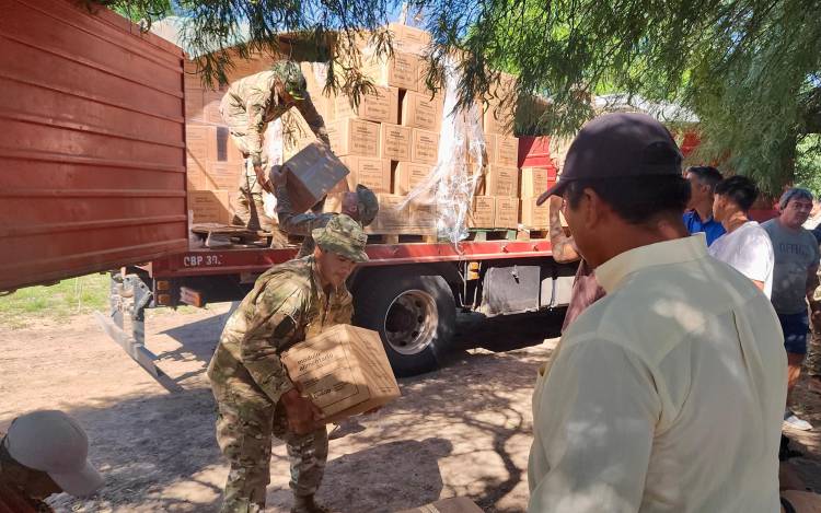 PARAJE RÍO MUERTO CRUZ: EL GOBERNADOR ZDERO ACOMPAÑÓ EL 2DO. DÍA DEL OPERATIVO 125 EN EL IMPENETRABLE